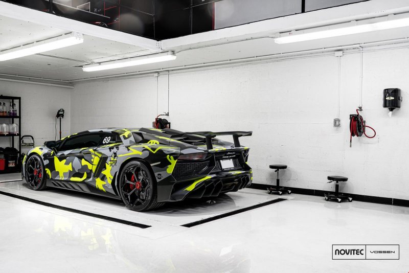 Сумасшедший камуфляж для суперкара Lamborghini Aventador