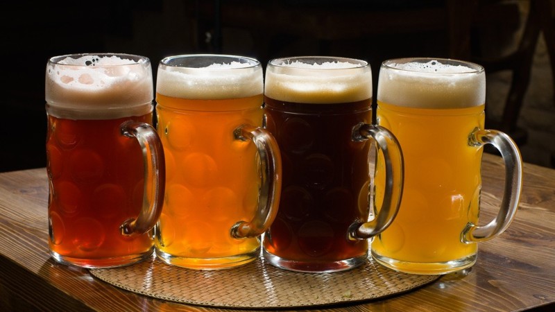 Что и как пьют в 10 самых пьющих странах мира