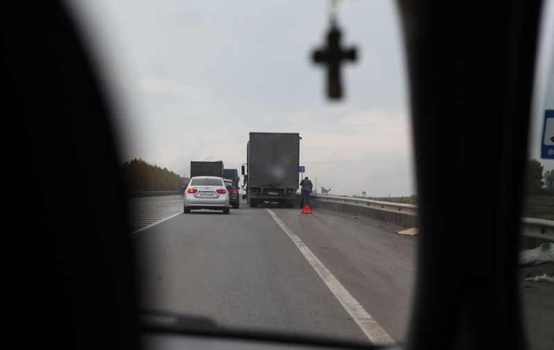 В Мордовии пассажира попутки убило деталью проезжавшего мимо грузовика