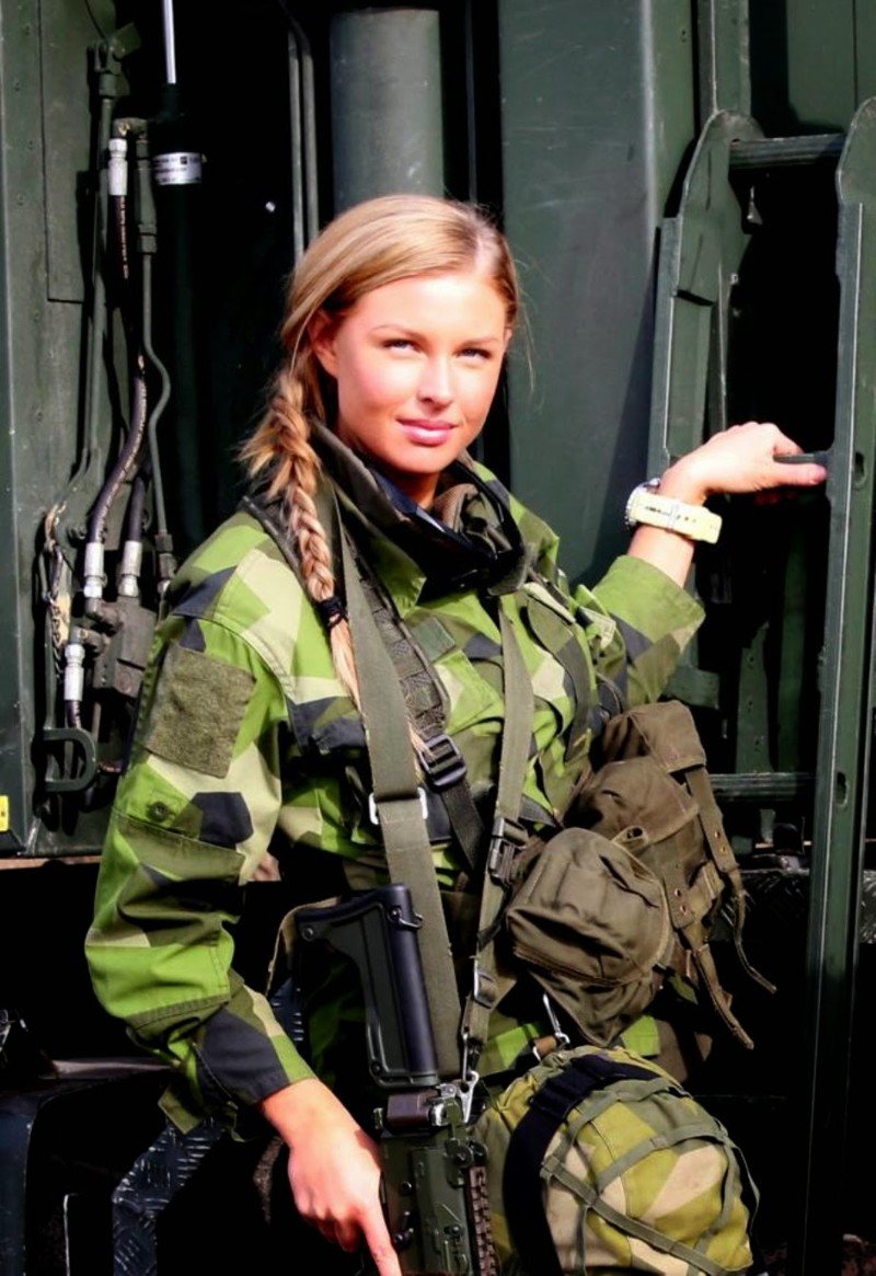Швеция возвращает призывную армию, от которой отказались всего лишь в 2010 году