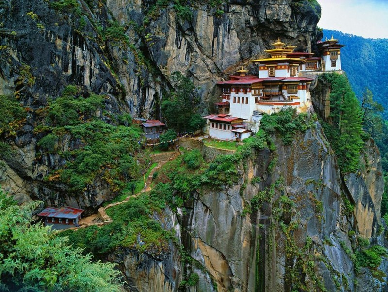16. Храм Паро-лакханг, Бутан