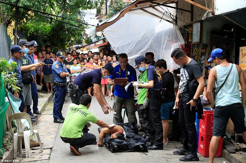 Филиппины залиты кровью: по призыву нового президента массово убивают наркоманов и наркодилеров