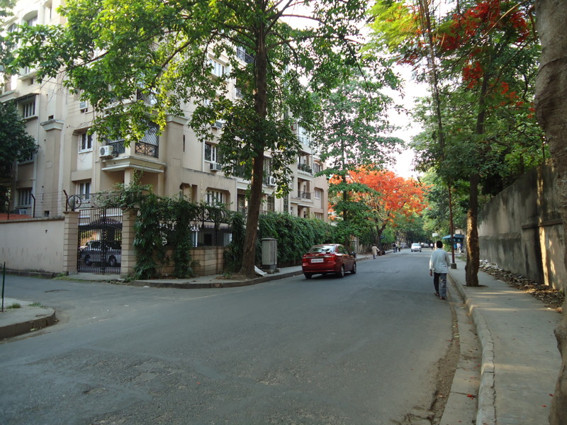 тихий переулок в центре Калькутты