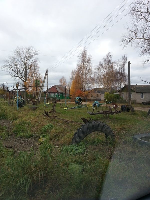 Детская площадка в Тверской области