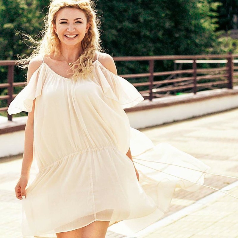 Многодетная мама из Ярославля стала самой красивой замужней женщиной России