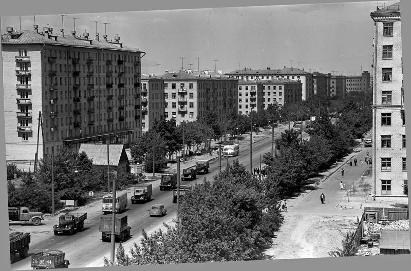 14.	Летним днём на Варшавском шоссе. 1961г.