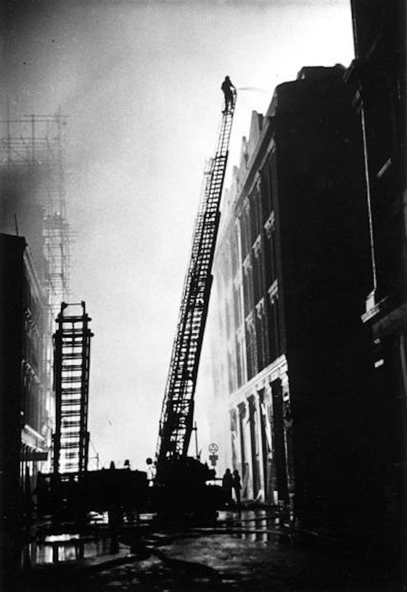 Лондонские пожарные, 1941 г.