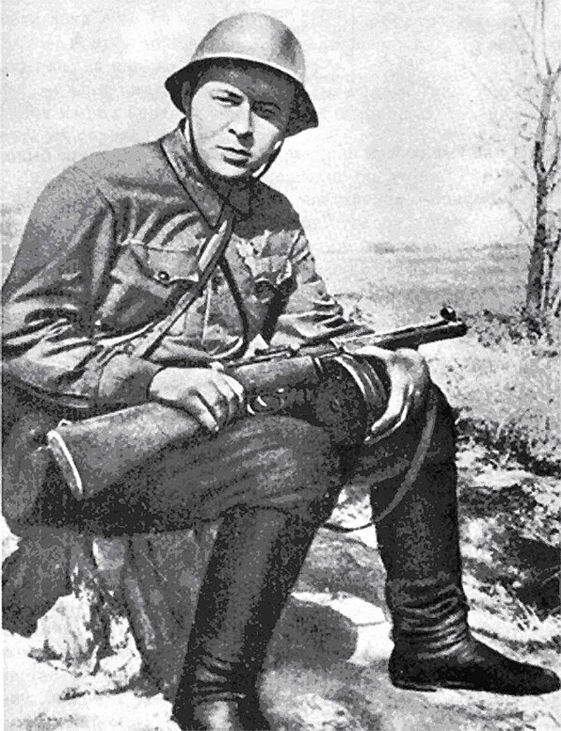 Аркадий Гайдар - писатель и солдат