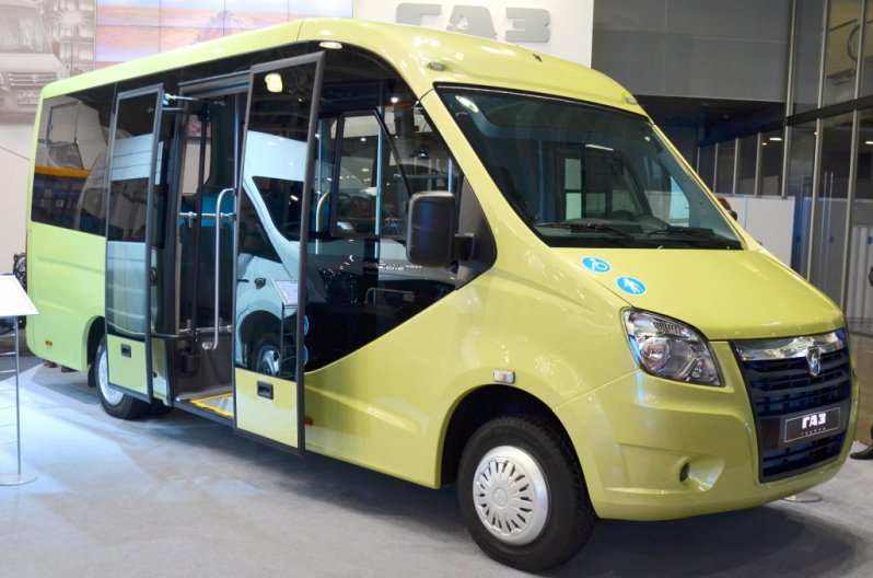 Впервые представлена перспективная модель микроавтобуса «ГАЗель NEXT», рассчитанного на перевозку 22 пассажиров.