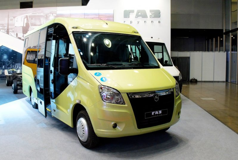 ГАЗ представил две новые модели микроавтобусов