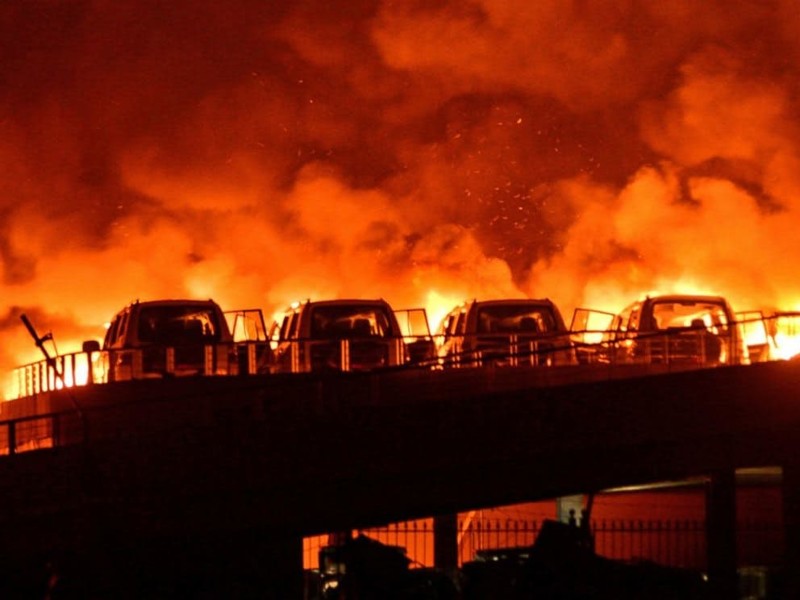 6. Пожар в Тяньцзине Биньхай — 170 жертв