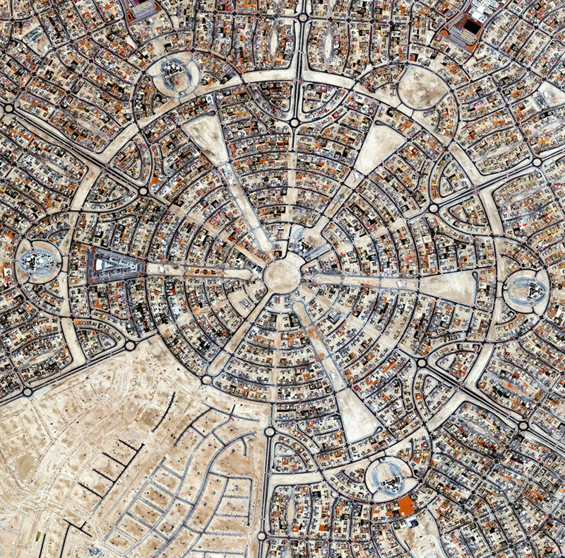 2. Аль Фалах, Абу-Даби, ОАЭ фото со спутника, фотограф Бенджамин Грант, фотографии