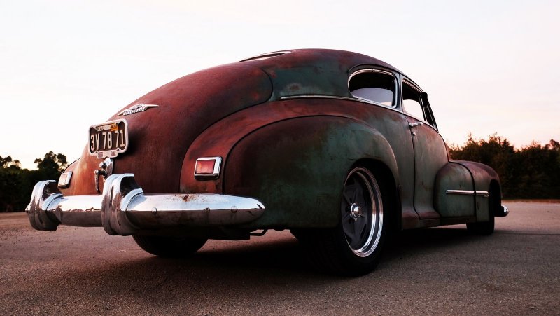 "Изгой" - Впечатляющий проект из старенького Oldsmobile 1946 года