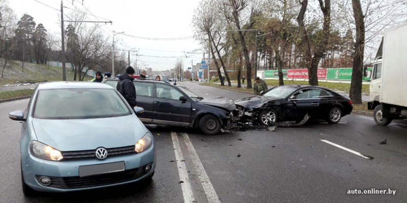 Авария дня. Лобовое столкновение в Минске