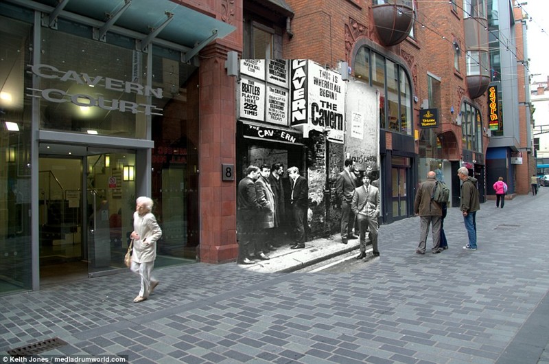 "Великолепная четверка": фотопроект показывает, как выглядел Ливерпуль в годы существования Beatles