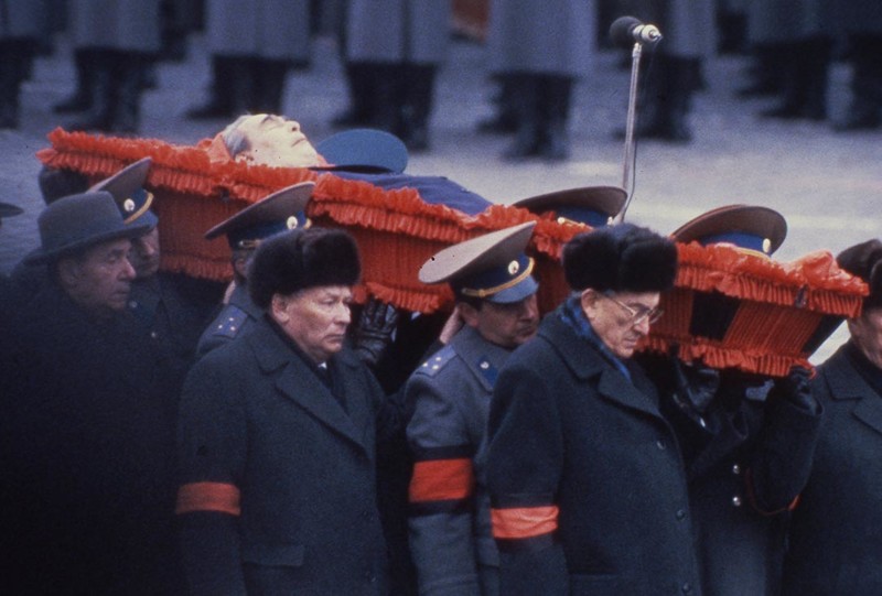 О смерти Брежнева
