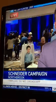 Мальчик думает, что его никто не видит