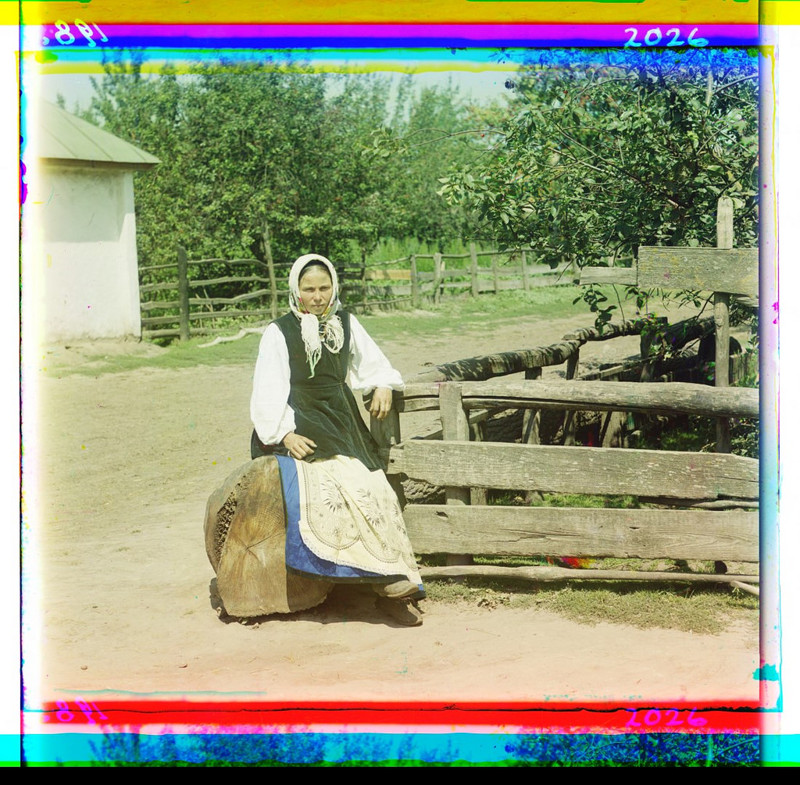 23 потрясающих старых цветных фото женщин царской России