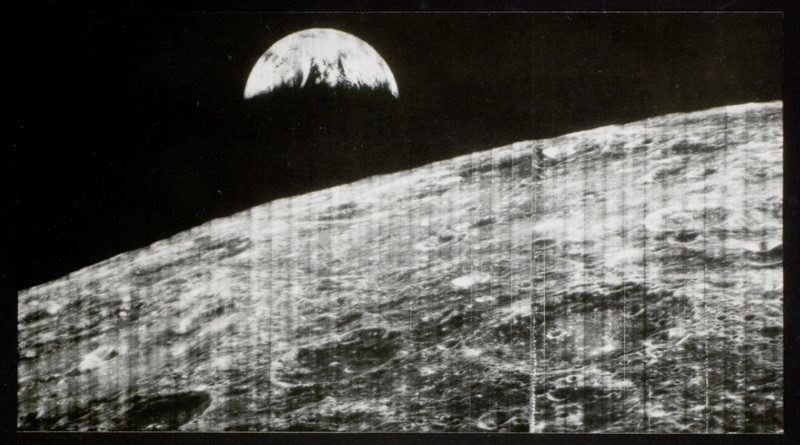 Первая фотография вида с Земли на Луну