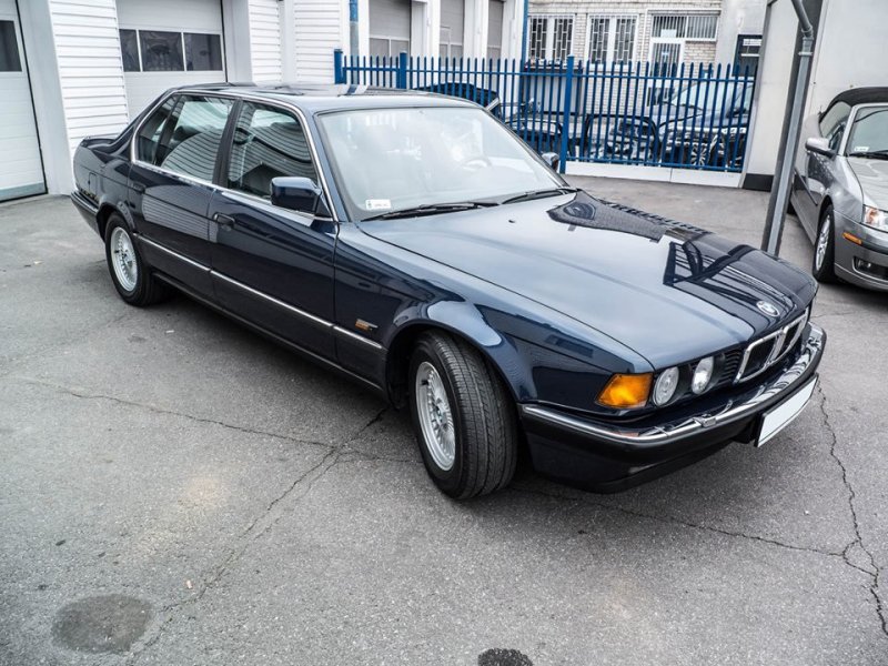 BMW 750iL Highline 1989: Одним словом - Флагман