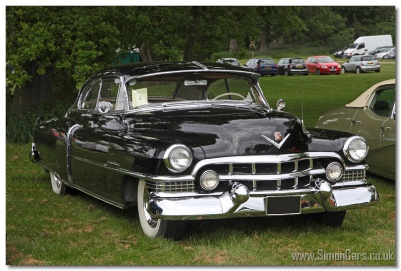 Ларри прекрасно понял желания Гиббонса и решил остановиться на двухдверном фастбэке Cadillac Series 62 1948 года.