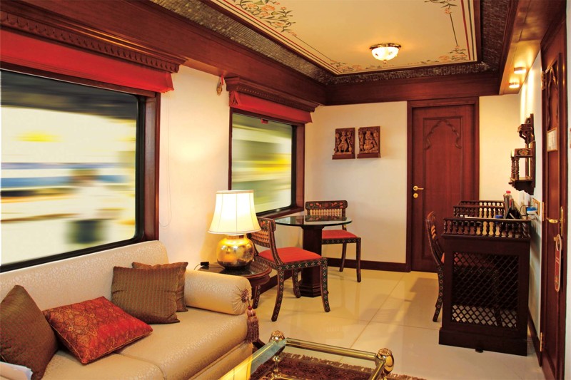 Поезд Maharajas Express  Цена за билет: от 6 840 долларов.