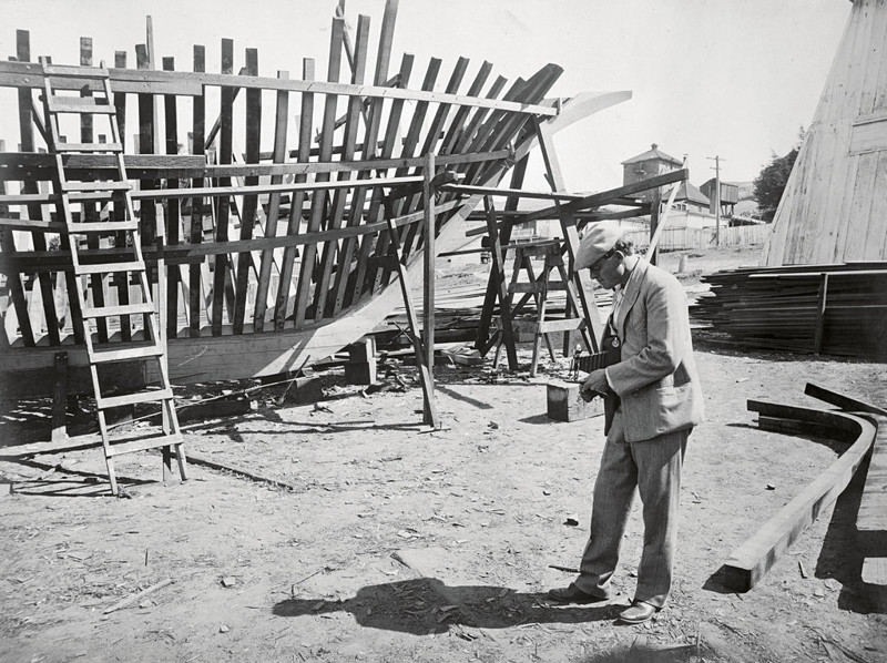Джек Лондон на строительстве "Снарка", 1906 г.