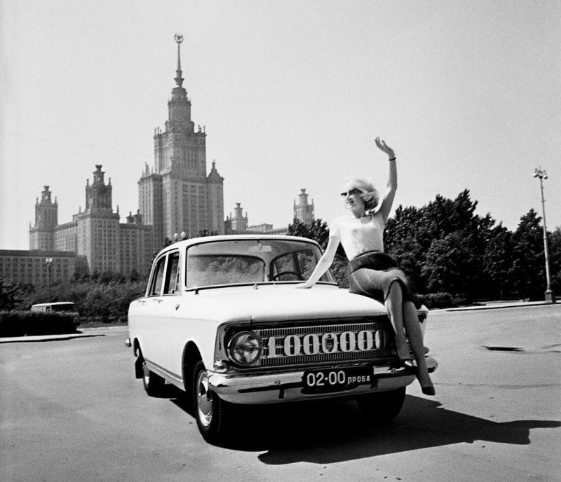 Миллионный «Москвич» на Ленинских горах, Москва, 1967.