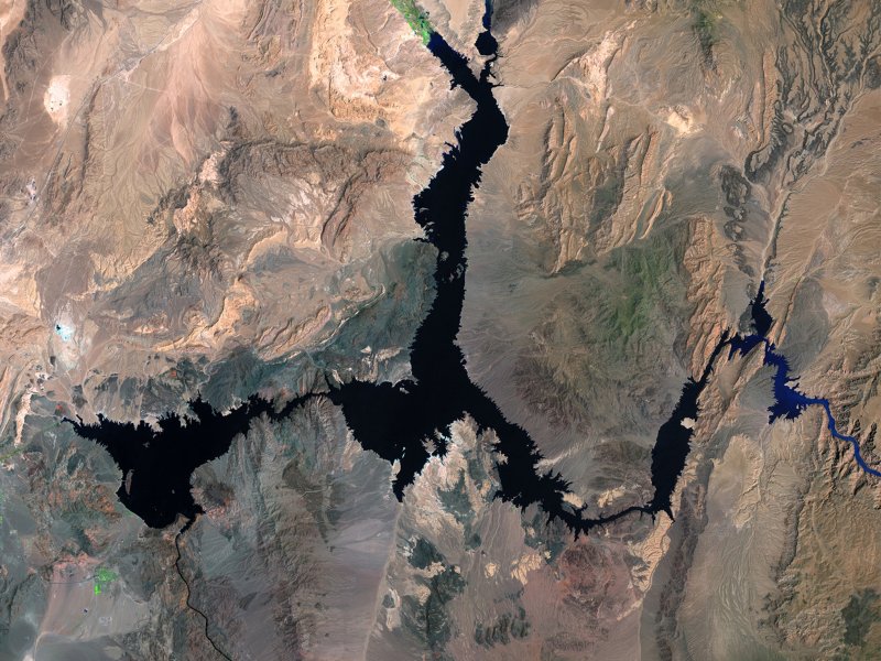 Озеро Мид на рекордно низком уровне (США)