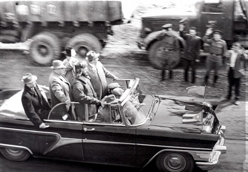 11 мая 1963 года, первый визит Фиделя Кастро в СССР: кубинский лидер прибыл в Иркутск.