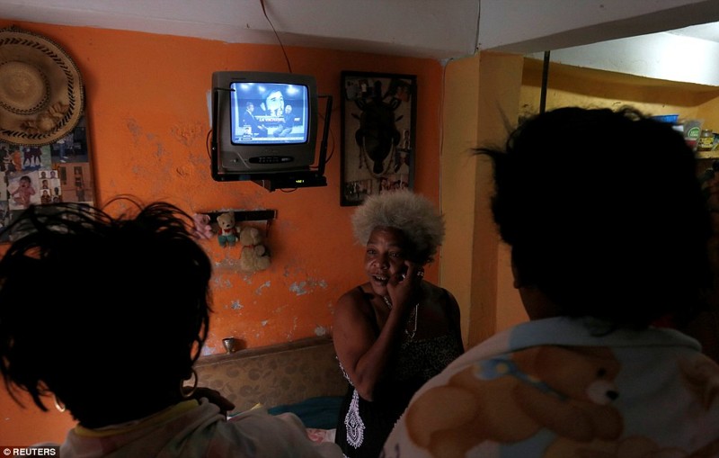 Бежавшие с "Острова свободы" в США кубинцы отпраздновали смерть Фиделя Кастро