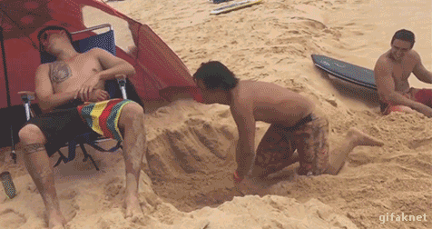 С такими друзьями бдительность нельзя терять