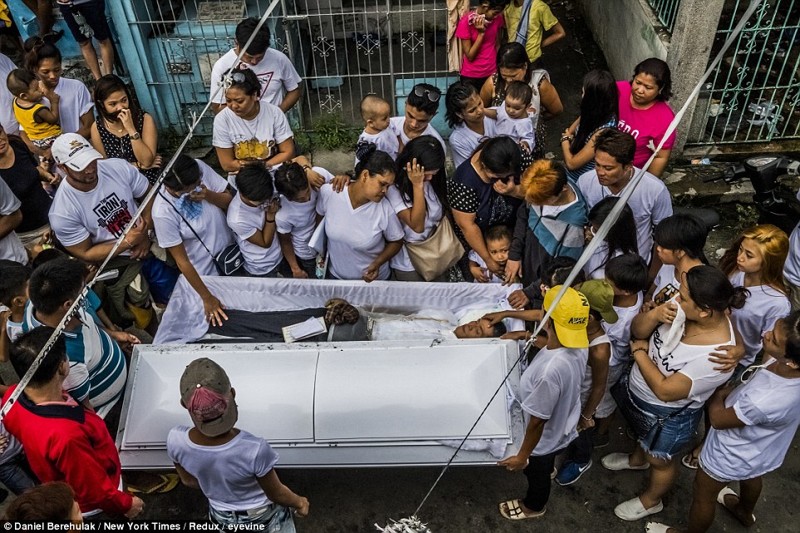 Кампания Дутерте по борьбе с наркоманами унесла жизни 5900 филиппинцев
