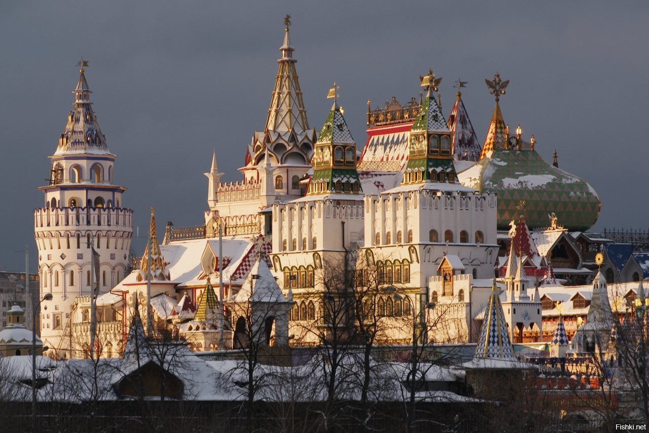 Посещать интересные места. Измайловский Кремль. Московский Измайловский Кремль. Кремль в Измайлово. Измайловский Кремль Москва.