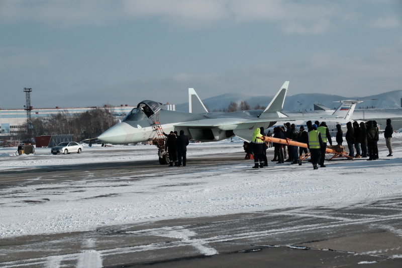 Опубликованы фотографии нового российского истребителя пятого поколения 
