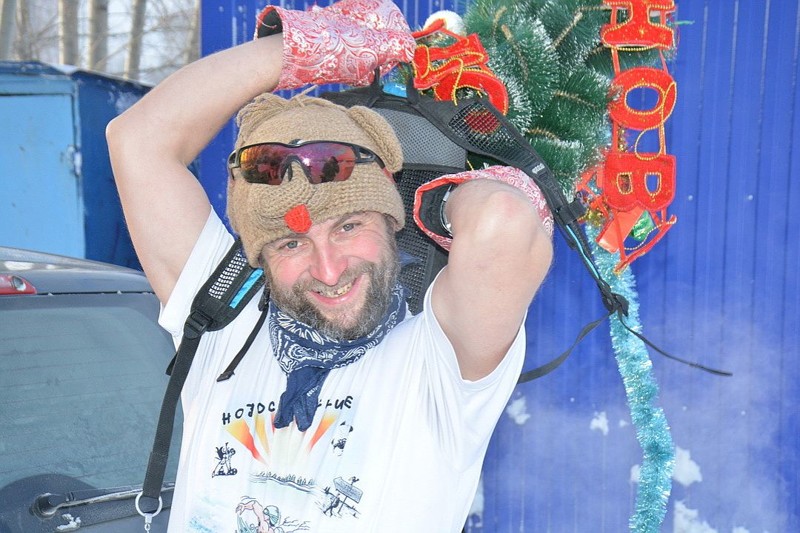 Деды Морозы в трусах пробежались в -33 по Новосибирску