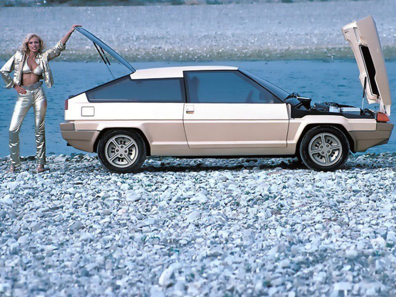 Концепт-кар Volvo Tundra разработанный ателье Bertone
