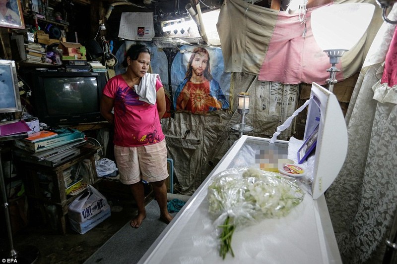 В филиппинской войне с наркотиками все больше невинных жертв
