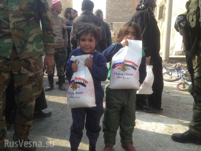 «Вежливые люди» в Алеппо: Солдаты России и дети Сирии — трогательные кадры 
