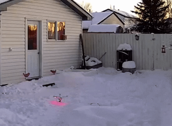 Ни минуты покоя от этого дрона