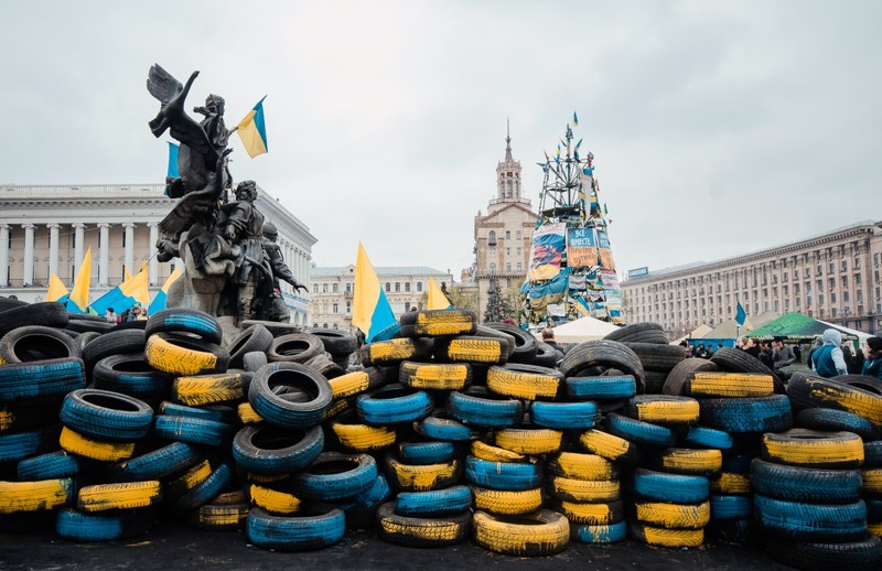 «МАЙДАН» ИДЁТ В ЕВРОПУ: ЧТО ЗНАЧИТ ПРИЗНАНИЕ СОБЫТИЙ В КИЕВЕ ГОСПЕРЕВОРОТОМ