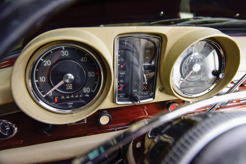 Редкий лимузин Mercedes-Benz 600 Pullman из 60-х