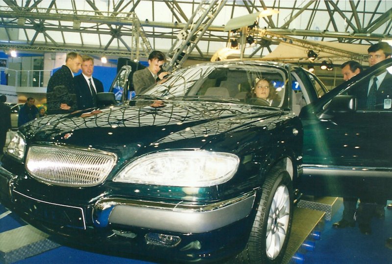 Новая переднеприводная Волга ГАЗ-3103. Кризис 1998 года убил этот современный проект ГАЗа. Да и впринципе убил все легковое горьковское производство.