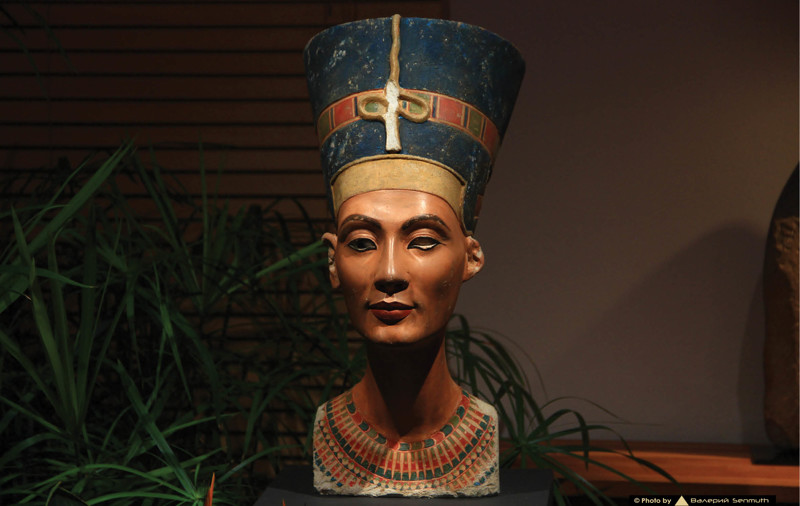 Уникальная реплика бюста Нефертити представлена в Москве
