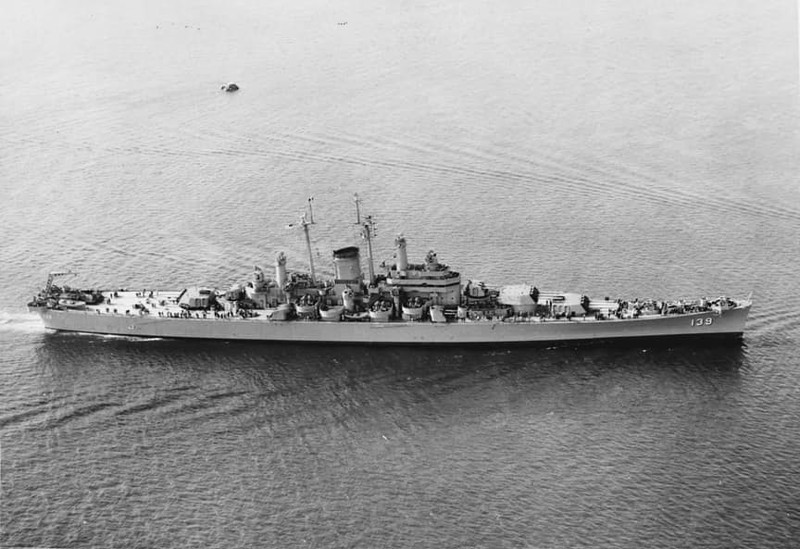 1.  Крейсер USS Salem (CA-139)