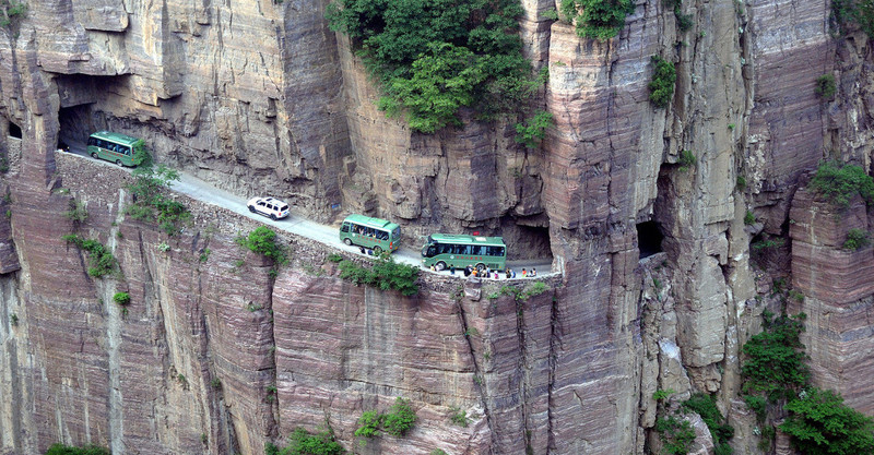  Красивая горная дорога в Китае (HENAN GUOLIANG TUNNEL):