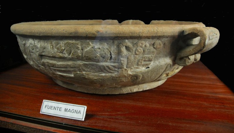 Чаша «Фуэнте» (fuente magna) и Статуя из Покотиа
