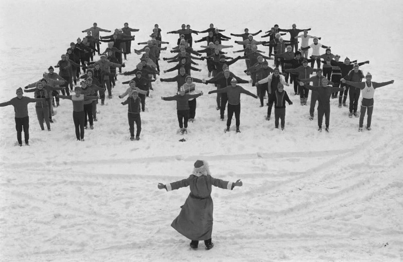 Привет от советских Дедов Морозов!