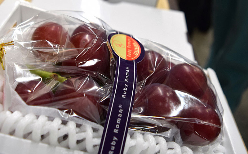 $12500 за гроздь винограда 
