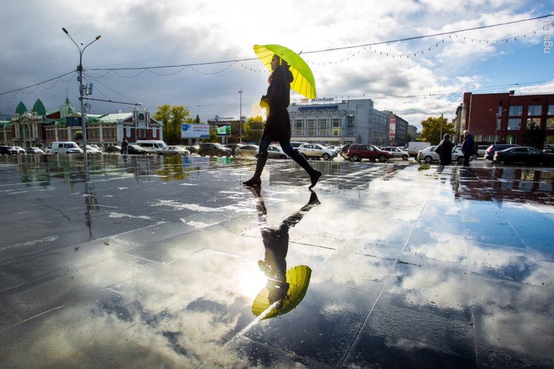 25 сентября. Площадь Ленина после дождя. Фото: Александр Ощепков.